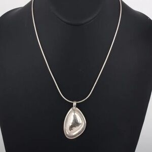 Silpada Vintage Rare Israel Sterling Silver Hammered Pendant Chain Necklace